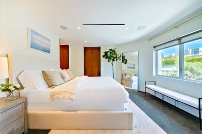 Luxury Villa Photo #39