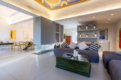 Luxury Villa Photo #13