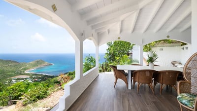 Luxury Villa Photo #23