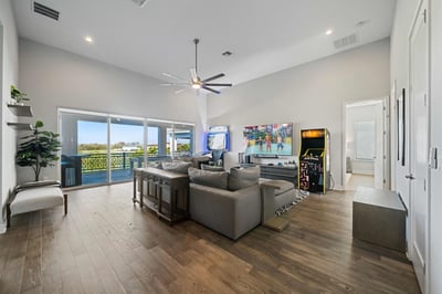 Luxury Villa Photo #15