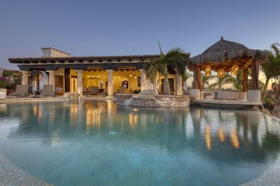 Luxury Villa Photo #2