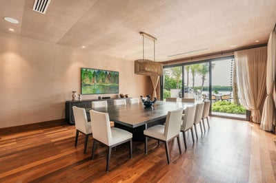 Luxury Villa Photo #28