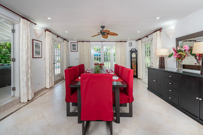 Luxury Villa Photo #16