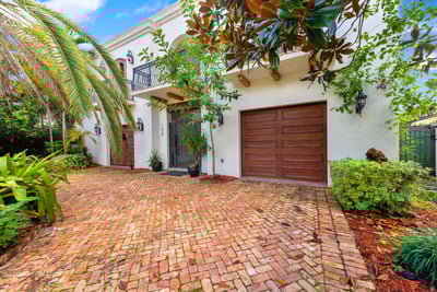 Luxury Villa Photo #48