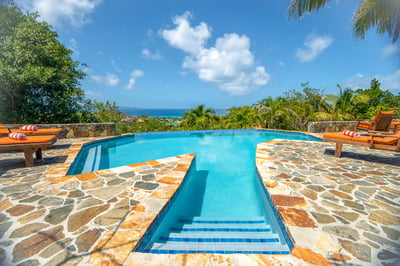 Luxury Villa Photo #7