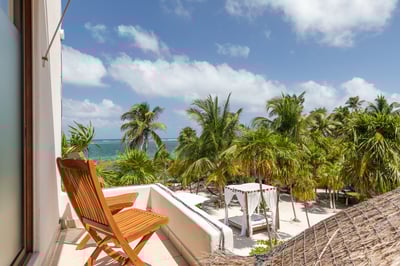 Luxury Villa Photo #9