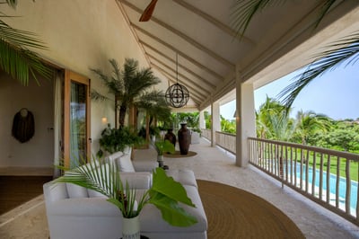 Luxury Villa Photo #28