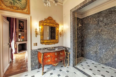 Luxury Villa Photo #18
