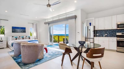 Luxury Villa Photo #36