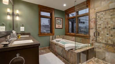 King ensuite