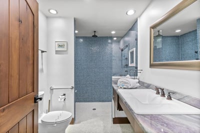 Luxury Villa Photo #17