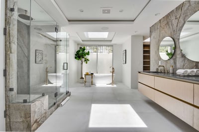Luxury Villa Photo #46
