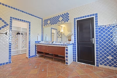 Luxury Villa Photo #53