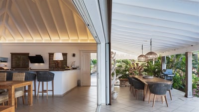 Luxury Villa Photo #18