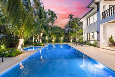 Luxury Villa Photo #8