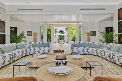 Luxury Villa Photo #18