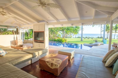 Luxury Villa Photo #13