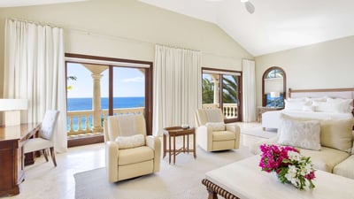 Luxury Villa Photo #38
