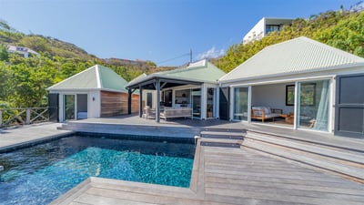 Luxury Villa Photo #4