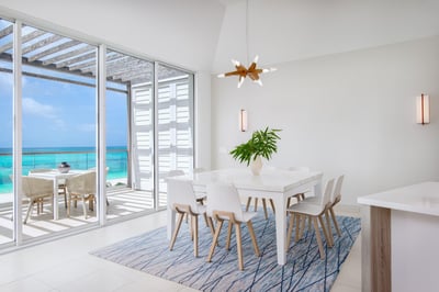 Luxury Villa Photo #3