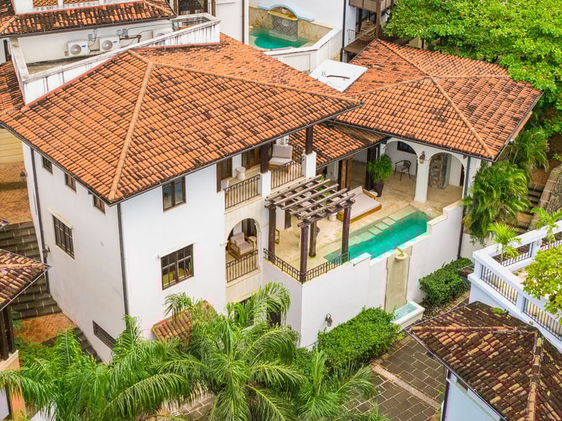 Casa Caura | 5 Calle La Ronda