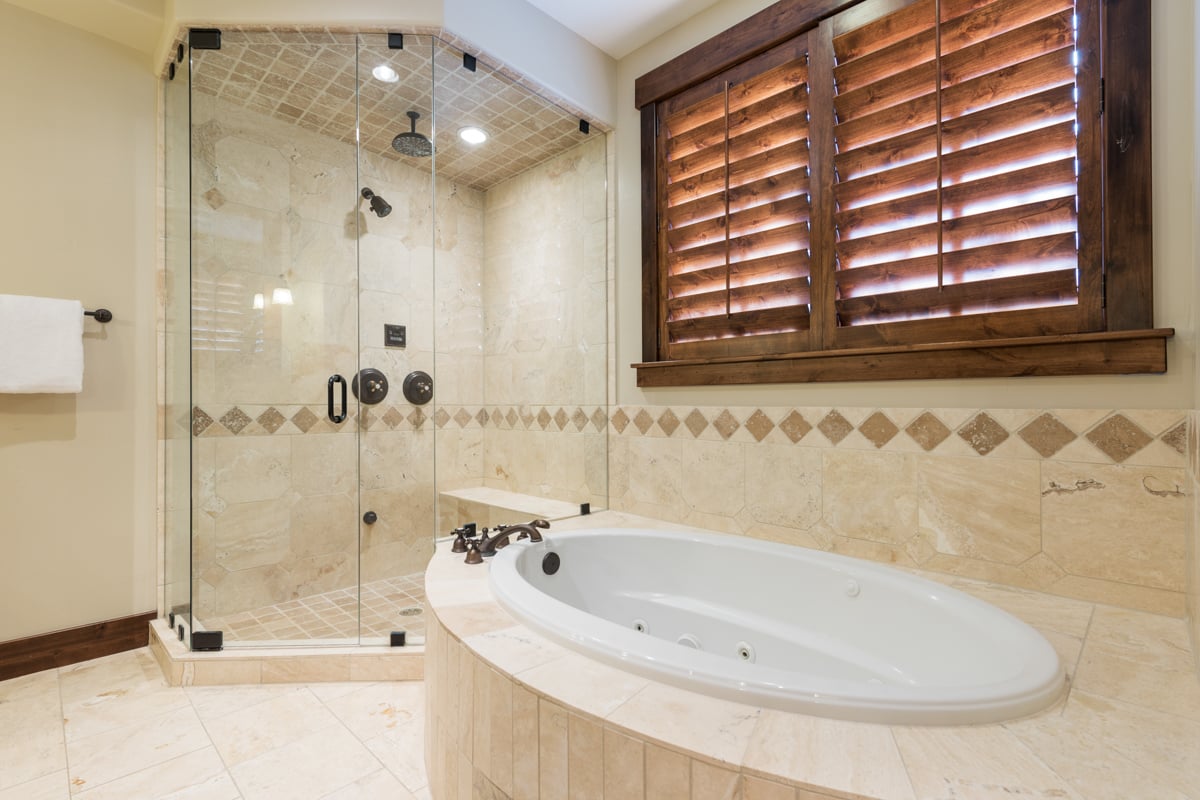 Silver Star 4 BDM Cottage with Spa