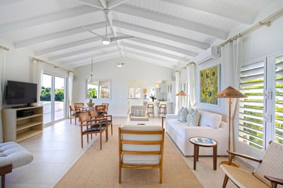 Luxury Villa Photo #14
