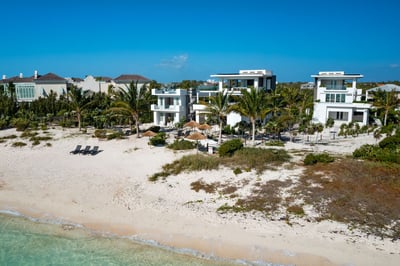 Luxury Villa Photo #24