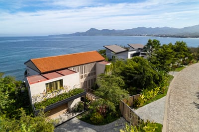 Luxury Villa Photo #42