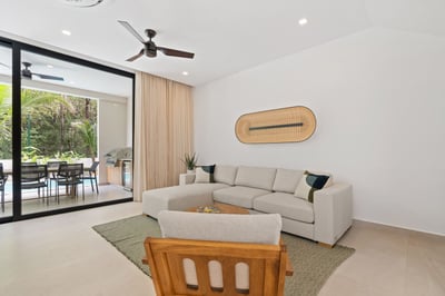 Luxury Villa Photo #12