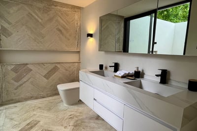 Luxury Villa Photo #45