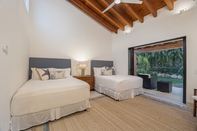Luxury Villa Photo #69