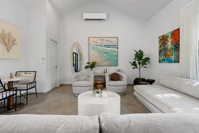 Luxury Villa Photo #13