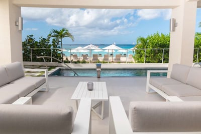 Luxury Villa Photo #4