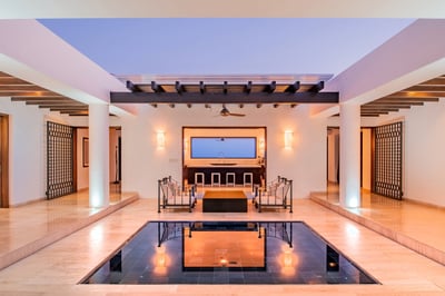 Luxury Villa Photo #20