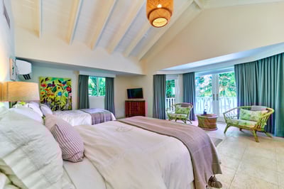 Luxury Villa Photo #28