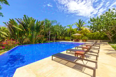 Luxury Villa Photo #29