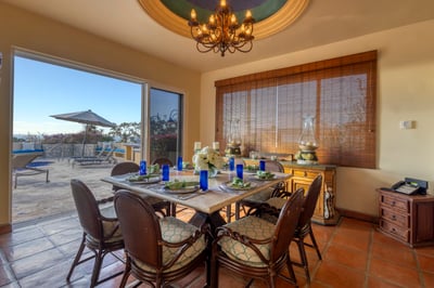 Luxury Villa Photo #19