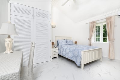 Luxury Villa Photo #31