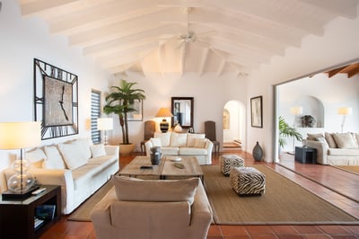 Luxury Villa Photo #16