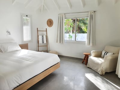 Luxury Villa Photo #27