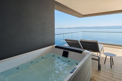 Luxury Villa Photo #40
