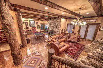 Luxury Villa Photo #17