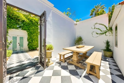 Luxury Villa Photo #12