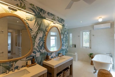 Luxury Villa Photo #28