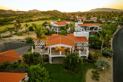 Luxury Villa Photo #20
