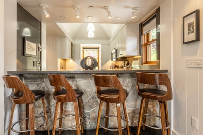 Luxury Villa Photo #6