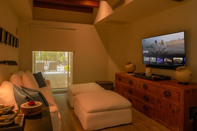 Luxury Villa Photo #34