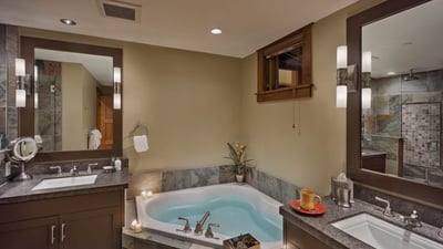 King ensuite