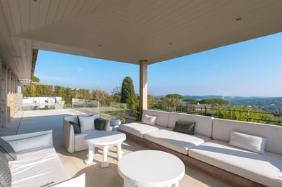 Luxury Villa Photo #7